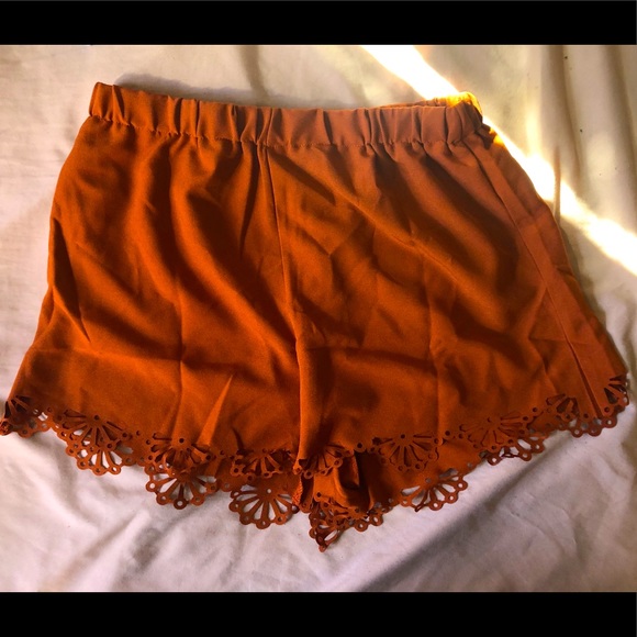 Rust shorts - Picture 2 of 3